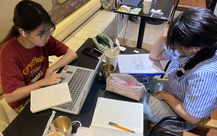 Gen Z học tập, làm việc