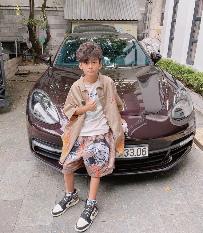 Rich Kid từ nhỏ
