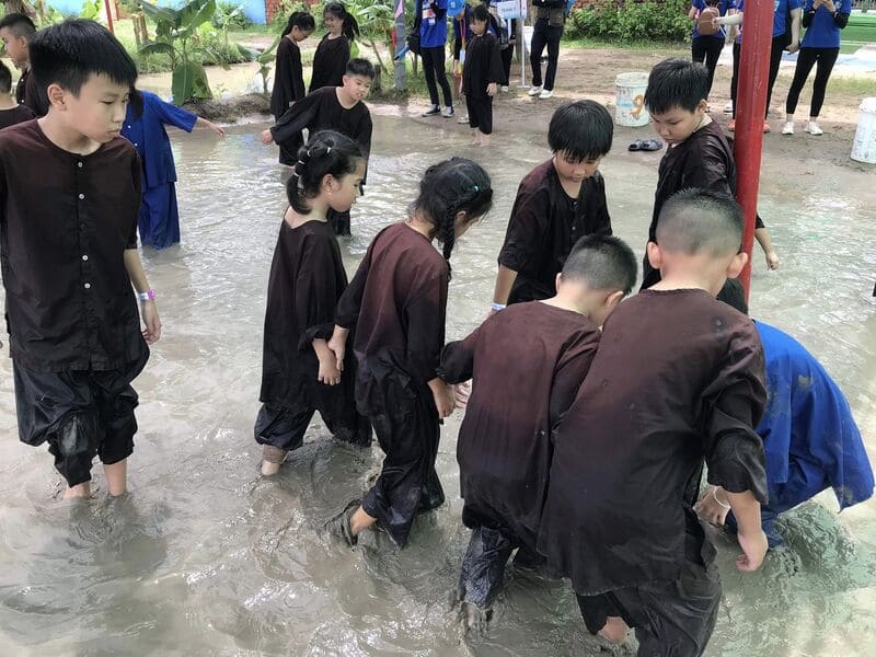 Be mương tát cá ở Rio