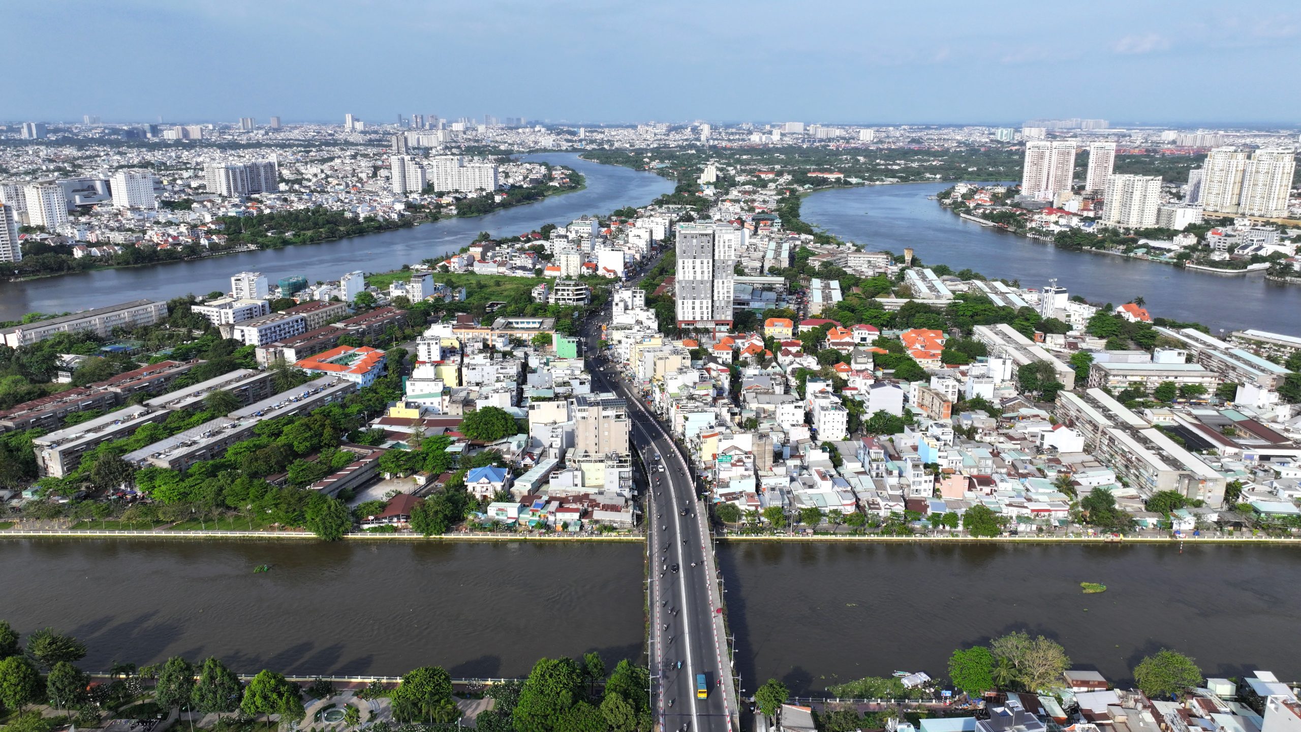 Toàn cảnh bán đảo Thanh Đa